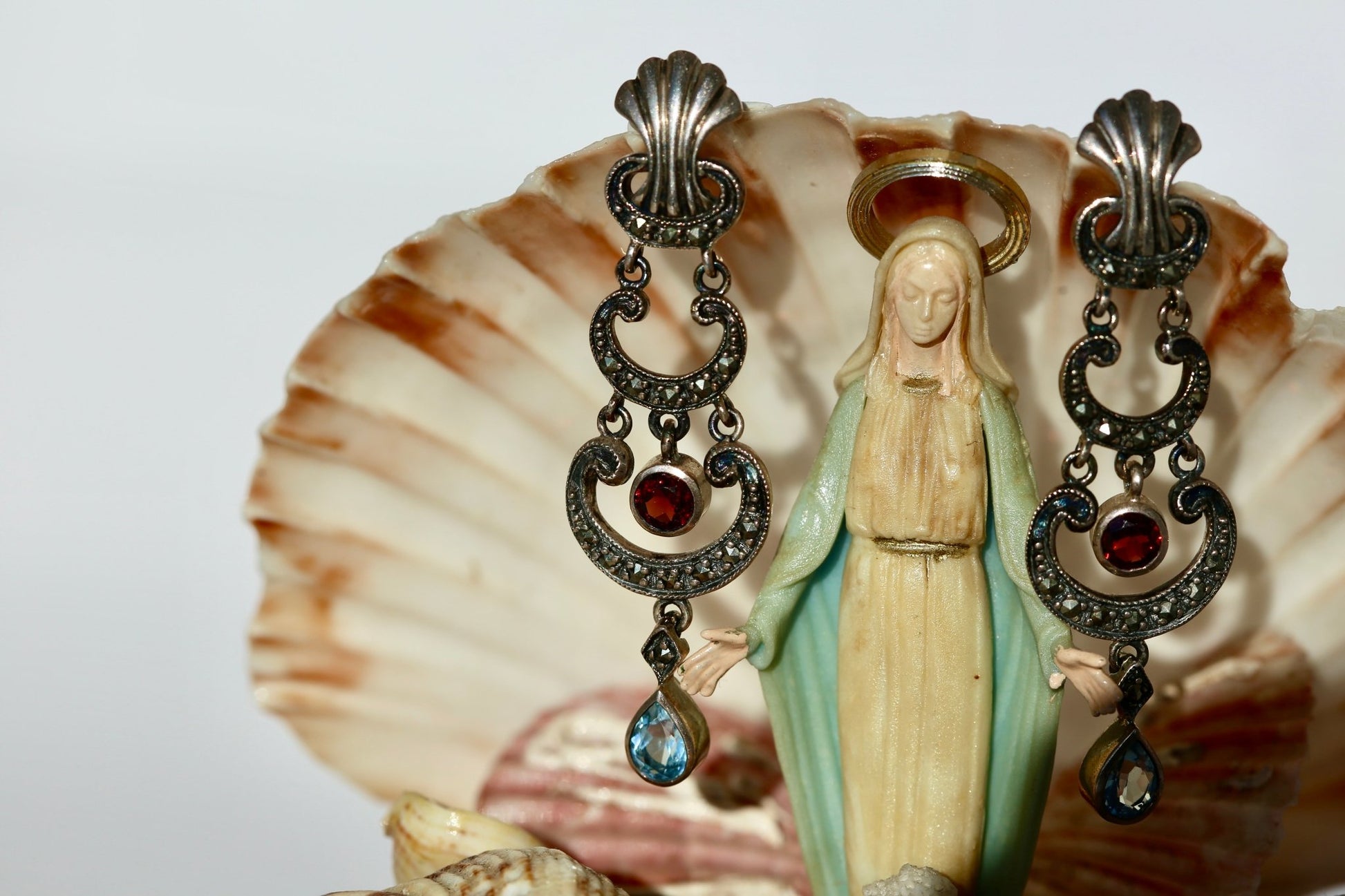 Art Deco Chandelier Ohrringe - The Love Witch