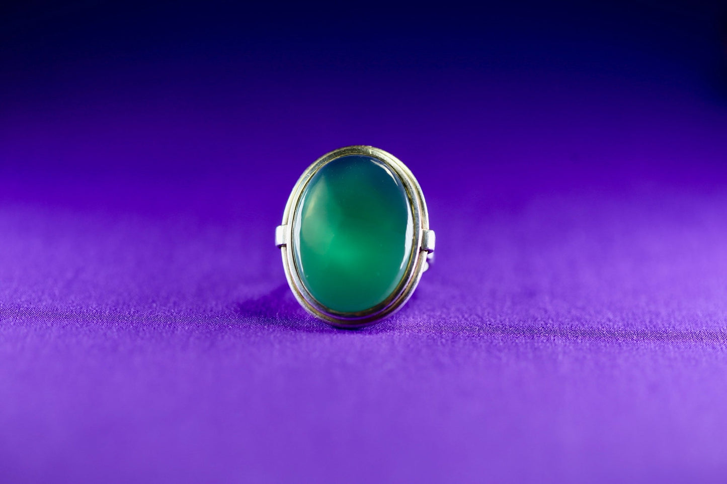 Emerald Eclipse Ring - The Love Witch