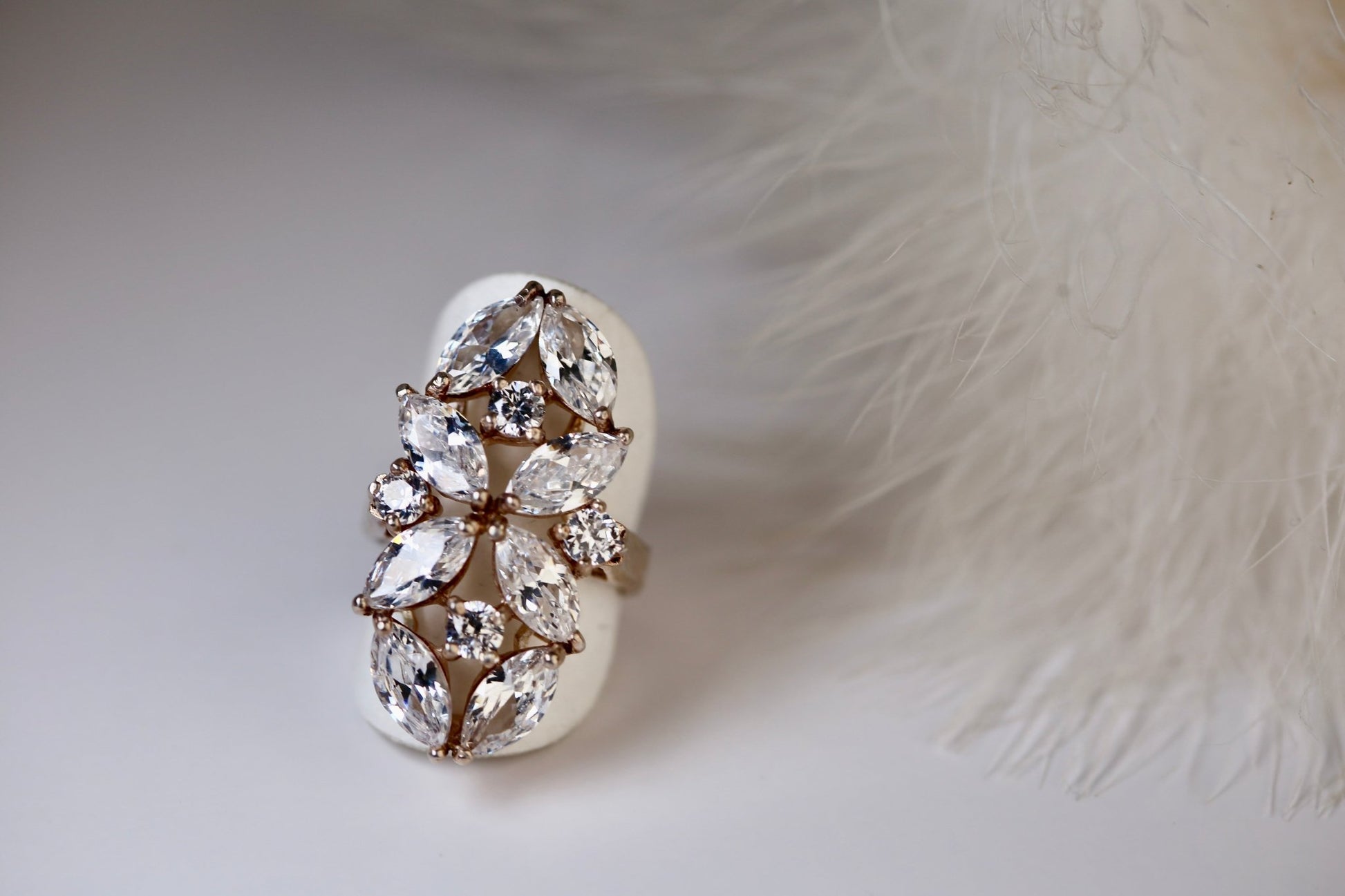 Glamour Magick Ring - The Love Witch