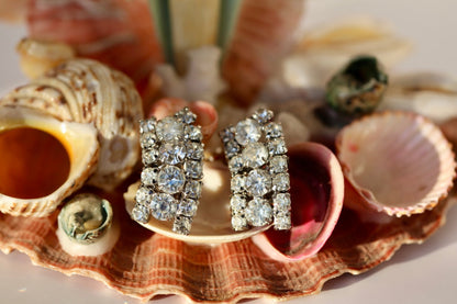 Rhinestone Clip - On Ohrringe - The Love Witch