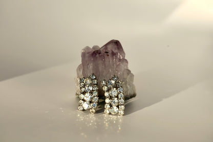 Rhinestone Clip - On Ohrringe - The Love Witch