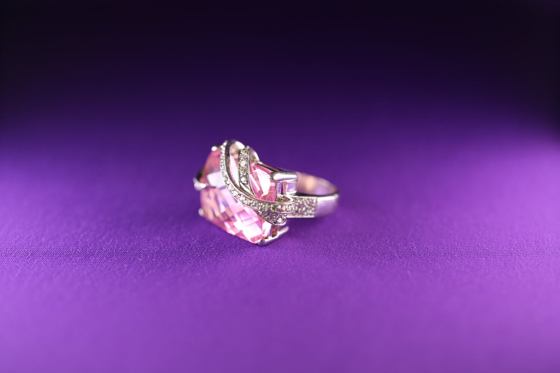 Ring Venus Calling - The Love Witch