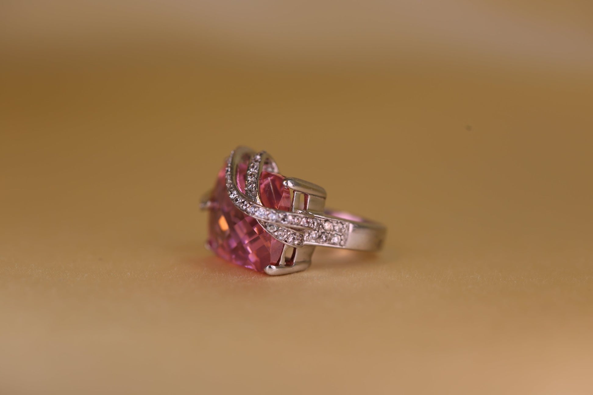 Ring Venus Calling - The Love Witch